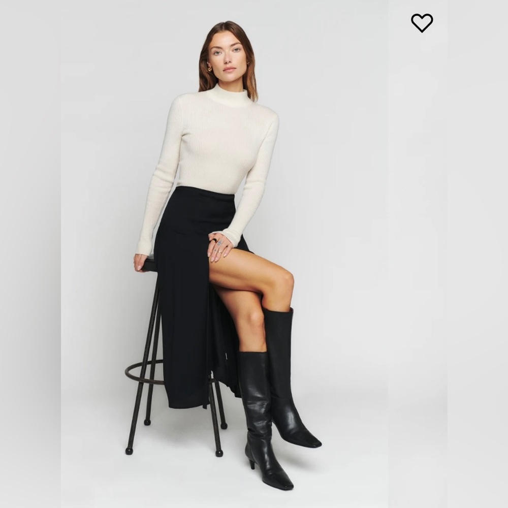 Reformation Zoe Skirt in Black